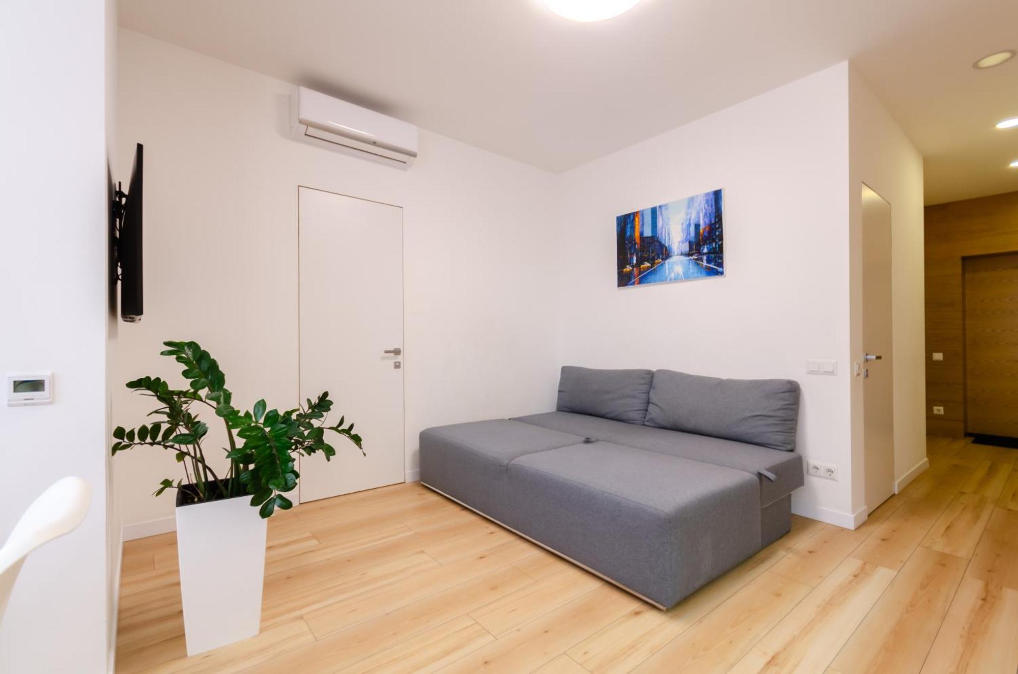 Petrovdom Smart Comfort In Rc Nivki Park * Kiev